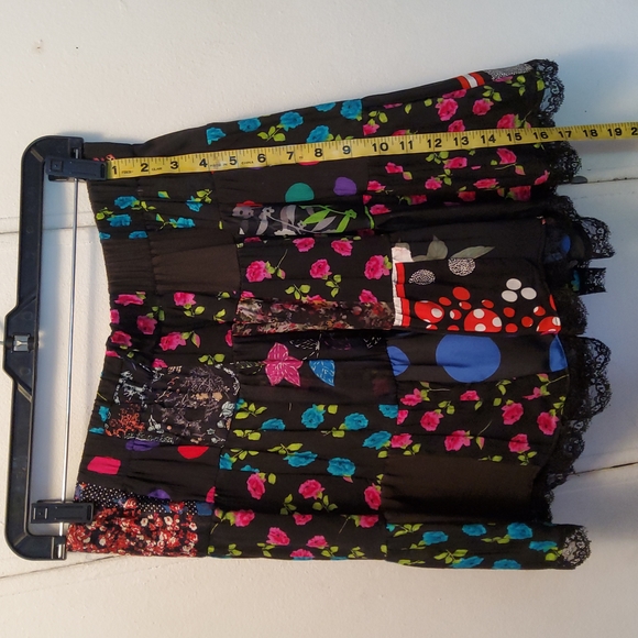 Floral Patch Skirt - Picture 3 of 3